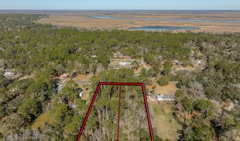 34 Gibson Rd, Apalachicola, FL 32320