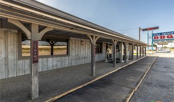 212 S Hickory St, Abbott, TX 76621