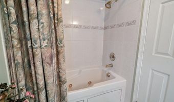 54 Storm Jib Ct, Bayville, NJ 08721