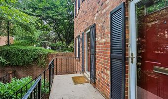 3217 SUTTON Pl NW A, Washington, DC 20016