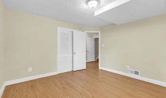 664 GREENBRIER St, Arlington, VA 22204