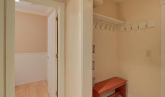 9 Southwind Dr 9, Burlington, VT 05401
