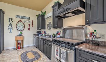 55 Creek Stone Ln, Autryville, NC 28318