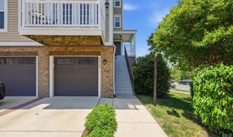 42167 CANARY GRASS Sq, Aldie, VA 20105