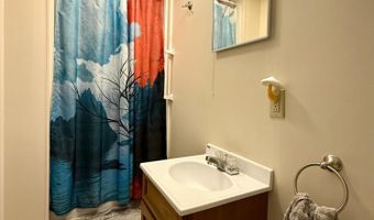 111 Washington St, Baileyville, ME 04694