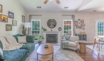 225 Camelot, Athens, GA 30606