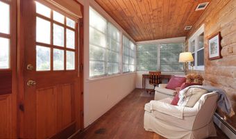 637 Compass Ave, Beachwood, NJ 08722