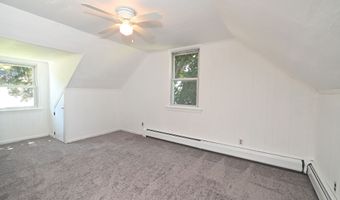 46 Topstone Dr, Danbury, CT 06810