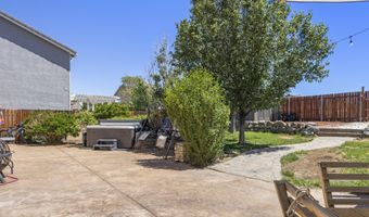 131 Hazelnut Dr, Fernley, NV 89408
