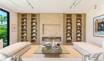 16711 Moorpark St, Encino, CA 91436