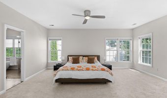 21553 CENTER POINT Cir, Ashburn, VA 20147