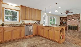 1816 Putnam Dr, Bartlesville, OK 74006