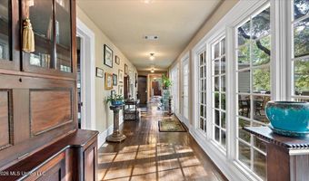 3826 Mississippi 18, Brandon, MS 39042