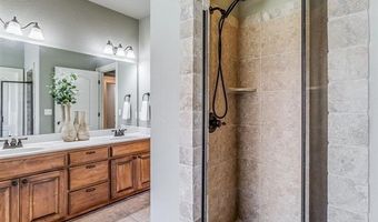 2510 Waterford Ct, Bartlesville, OK 74006