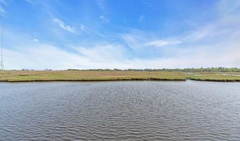 267 Cypress Dr, Bayville, NJ 08721