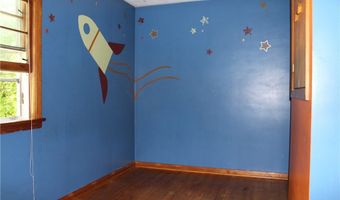 2842 Fairview Dr, Ashtabula, OH 44004