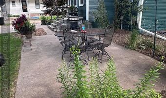 709 N St, Aurora, NE 68818
