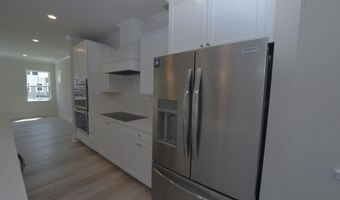 12371 SEA OAKS Ln 1, Berlin, MD 21811