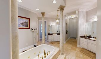 1 Albemarle Ln, Barboursville, WV 25504