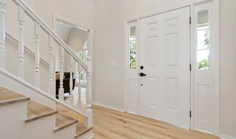 1121 COLONIAL Dr, Alabaster, AL 35007