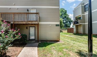 1635 Merry Oaks Rd C, Charlotte, NC 28205