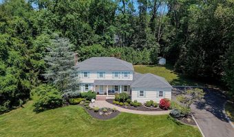 11 Lyon Rd, Middletown, NJ 07748