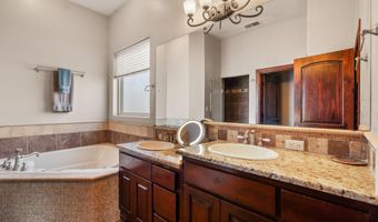 2686 Della Rd SW, Albuquerque, NM 87105