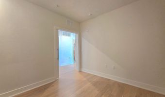 737 SWANN Ave 308, Alexandria, VA 22301