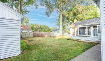 29 Edward Ave, East Providence, RI 02916