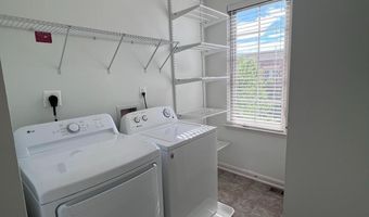 22806 BREEZY HOLLOW Dr, Brambleton, VA 20148