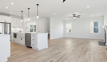 6882 Linden Woods Dr, Avon, IN 46123