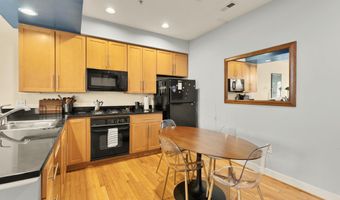 2363 CHAMPLAIN St NW 3, Washington, DC 20009