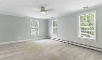68 Perry Rd, Bedford, NH 03110