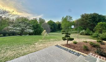 17821 POND Rd, Ashton, MD 20861