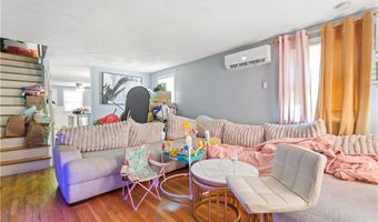 12 Parsons St, East Providence, RI 02914