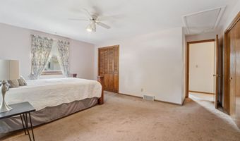 513 E GREENFIELD St, Appleton, WI 54911