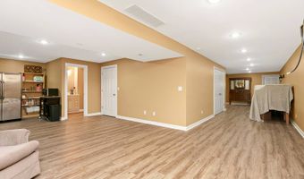 1007 Pembrooke Dr, Bardstown, KY 40004