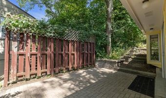 1558 1560 W Jones Dr SW, Ann Arbor, MI 48105