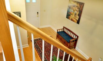 8 Centerbrook Ct 8, Avon, CT 06001