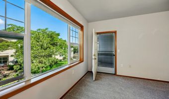 983 Golden Aspen Pl, Ashland, OR 97520