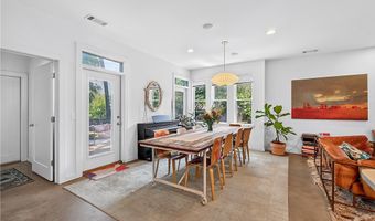 303 SE B St, Bentonville, AR 72712