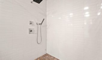 2204 NW Marken St, Bend, OR 97703