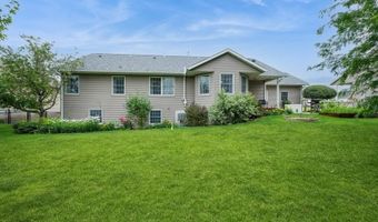 211 Thompson Dr, Atkins, IA 52206