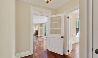 997 Washington St, Bath, ME 04530