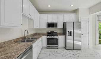 5438 SUMMER LEAF Ln, Alexandria, VA 22312