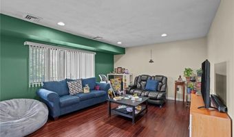 196 Old River Rd 166, Lincoln, RI 02865