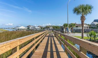 602 W Ft Macon Rd 117, Atlantic Beach, NC 28512