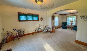 11936 150th St, Aredale, IA 50605