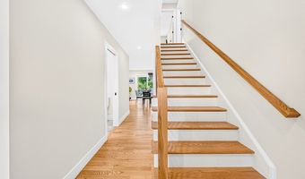 2 Sequoia St, Billerica, MA 01821