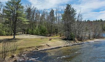 4 Colton Ln, Center Harbor, NH 03226
